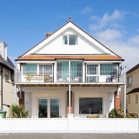 Absolute Beachfront with Decked Garden Oasis&Views Bognor Regis Exterior foto