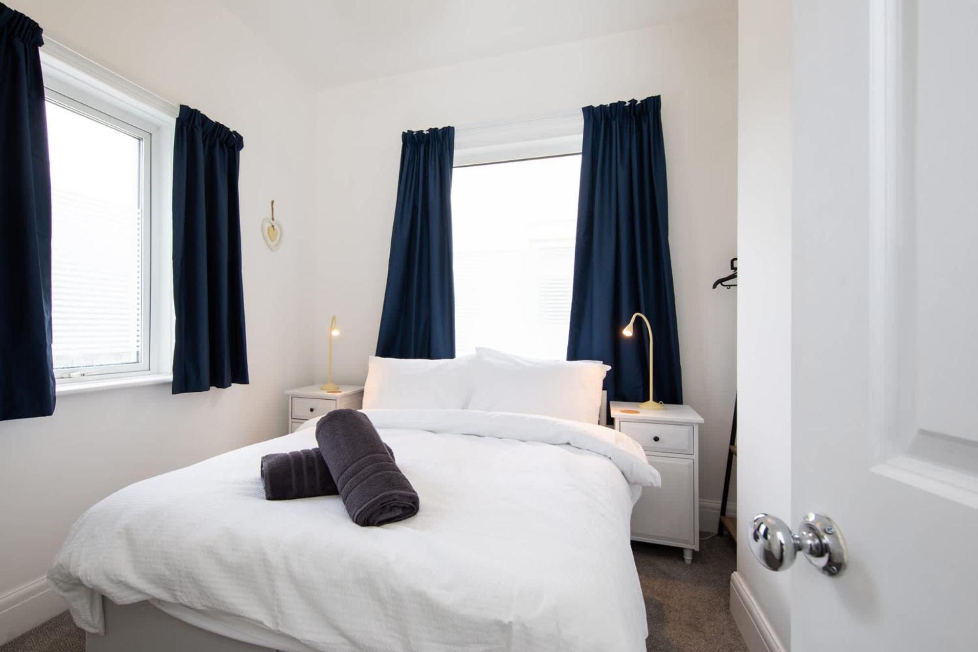 Absolute Beachfront with Decked Garden Oasis&Views Bognor Regis Exterior foto